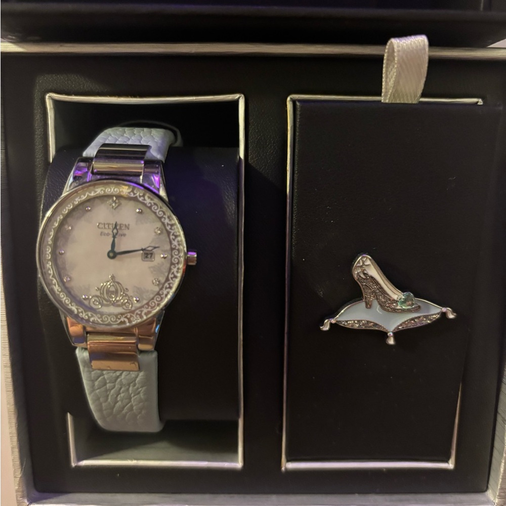 Citizen Eco-Drive Disney Cinderella Box